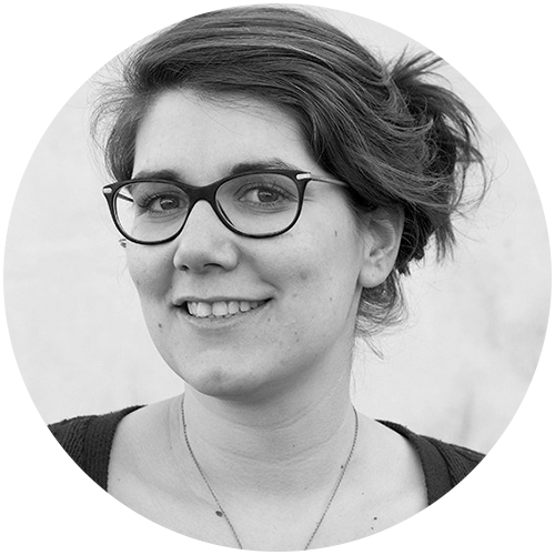 Portätfoto von Leoni Beckmann, Ehrenmitglied von RESTLOS GLÜCKLICH e. V.